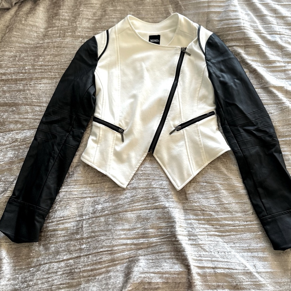 XOXO  Black and White Blazer NWT!